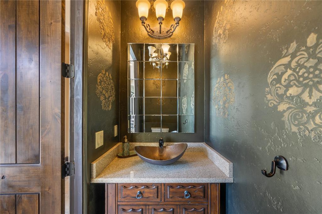 DAVIS SHORES - Residential