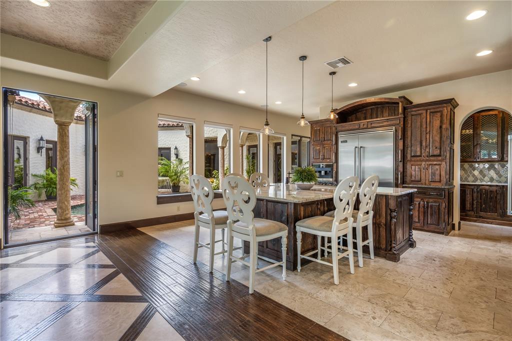 DAVIS SHORES - Residential