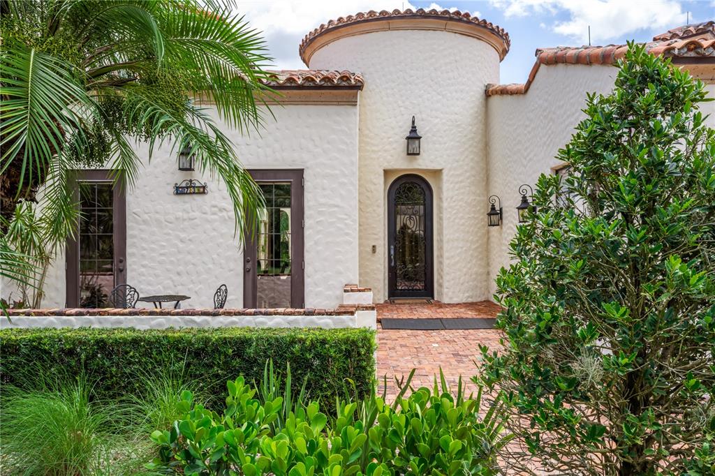 DAVIS SHORES - Residential