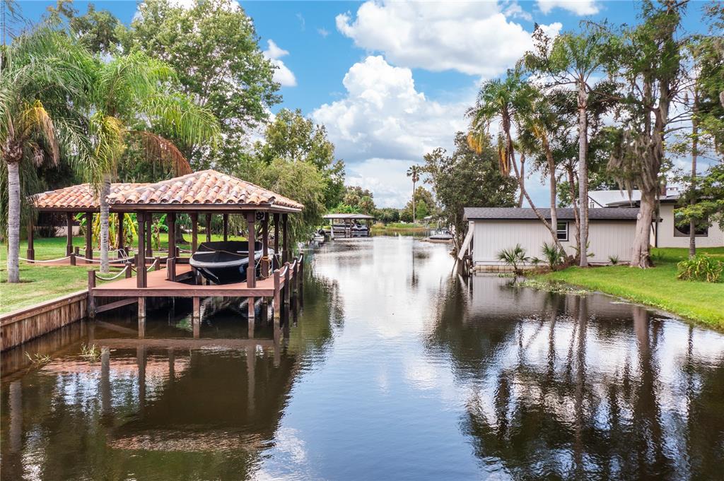 DAVIS SHORES - Residential