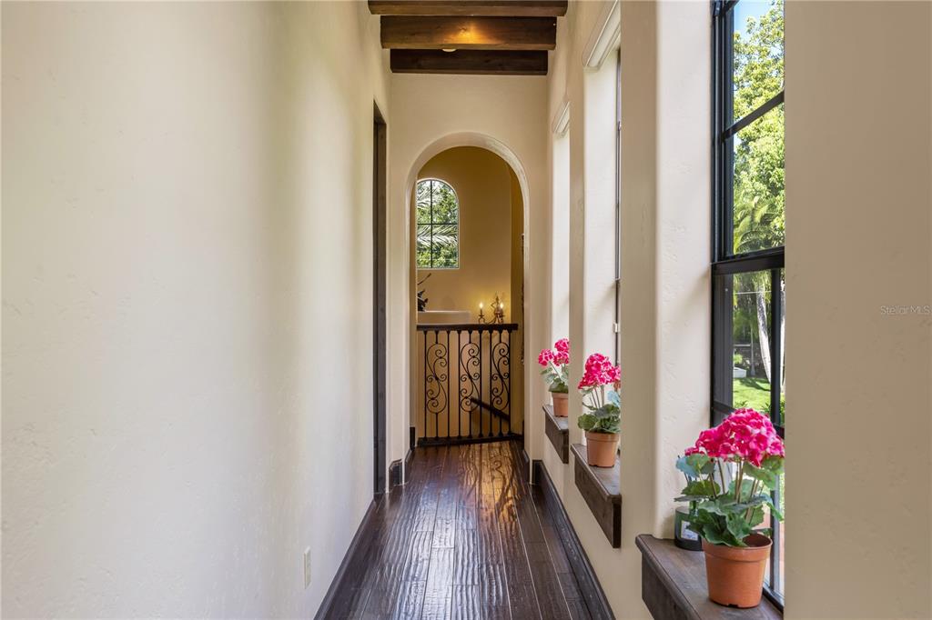 DAVIS SHORES - Residential