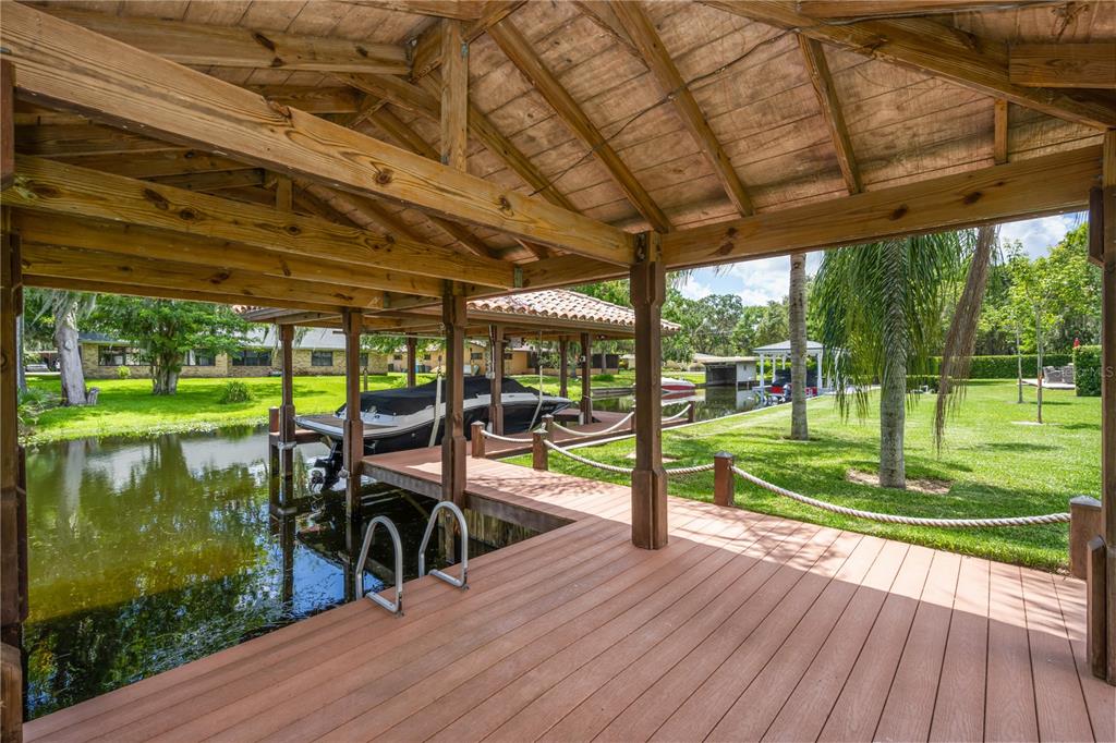 DAVIS SHORES - Residential