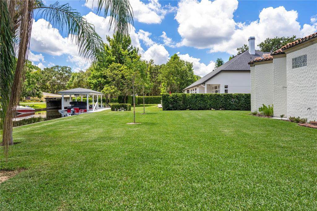 DAVIS SHORES - Residential