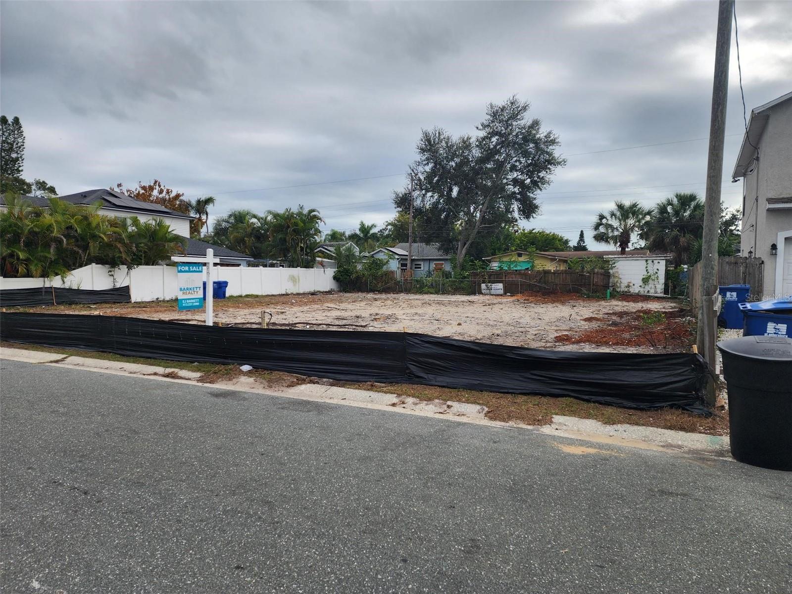 FIRST GOWDY SUB - Land