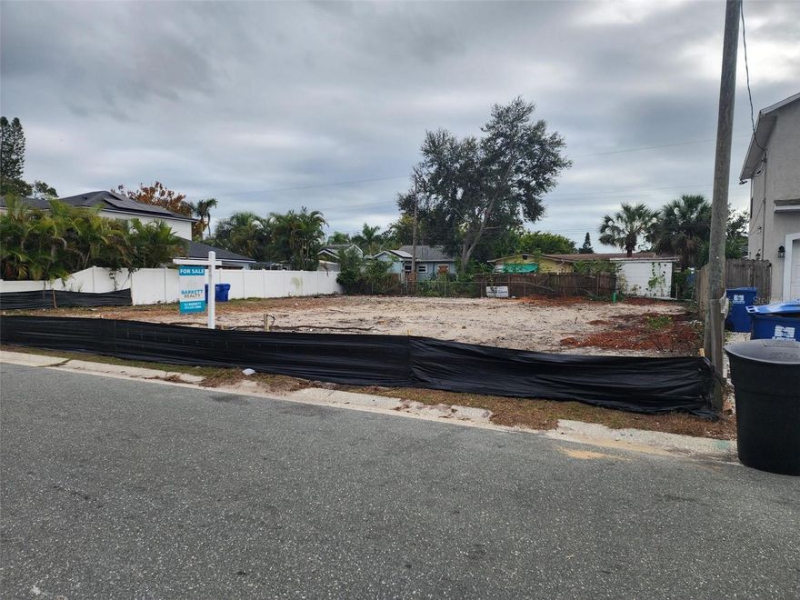 Vacant Lot for Sale – Ready for Your New Home
This property is currently being cleared by the owner and will be delivered as a vacant site, ready for your new build by the end of November. Located in the First Gowdy subdivision, just south of Magnolia Heights and north of Greater Woodlawn, this neighborhood features a mix of charming homes and new construction.

The lot offers 77.5 feet of frontage and 85 feet of depth, making it the widest lot on the block. Conveniently located near two interstate on-ramps, it provides quick and easy access to everything St. Petersburg has nearby.