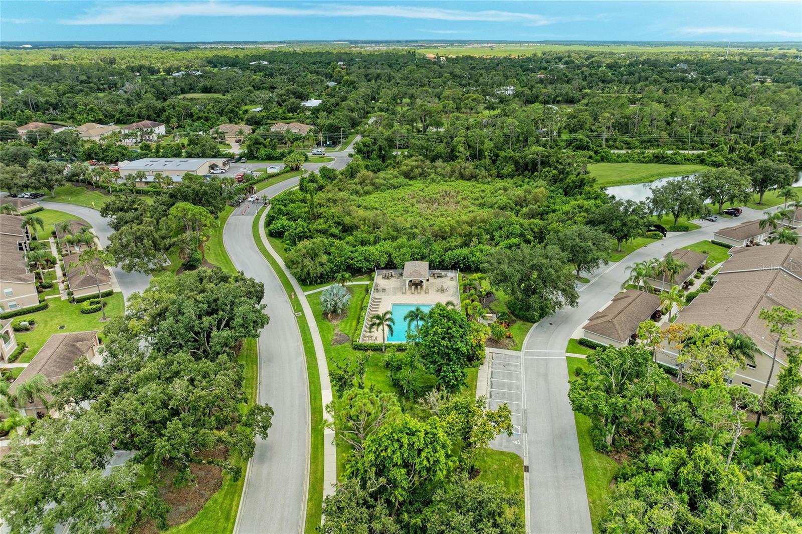 HERITAGE OAKS GOLF & COUNTRY CLUB - Residential Lease