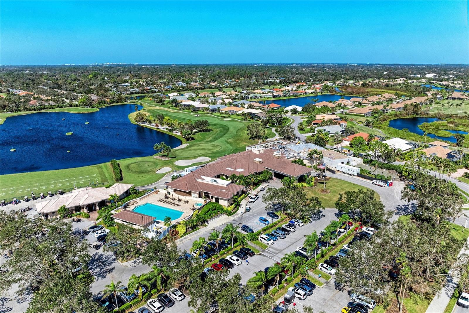 HERITAGE OAKS GOLF & COUNTRY CLUB - Residential Lease