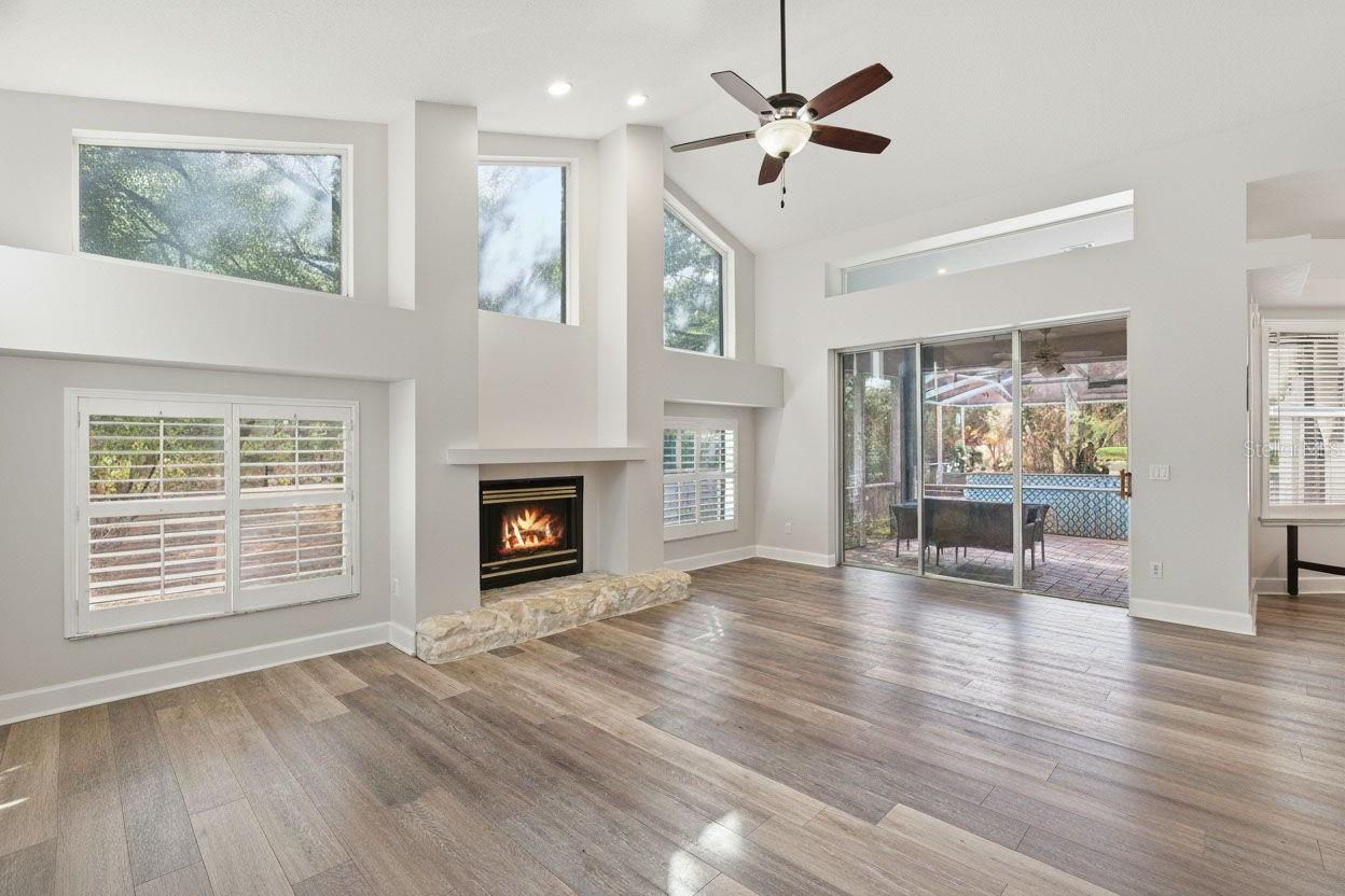 COLONIAL OAKS - Residential