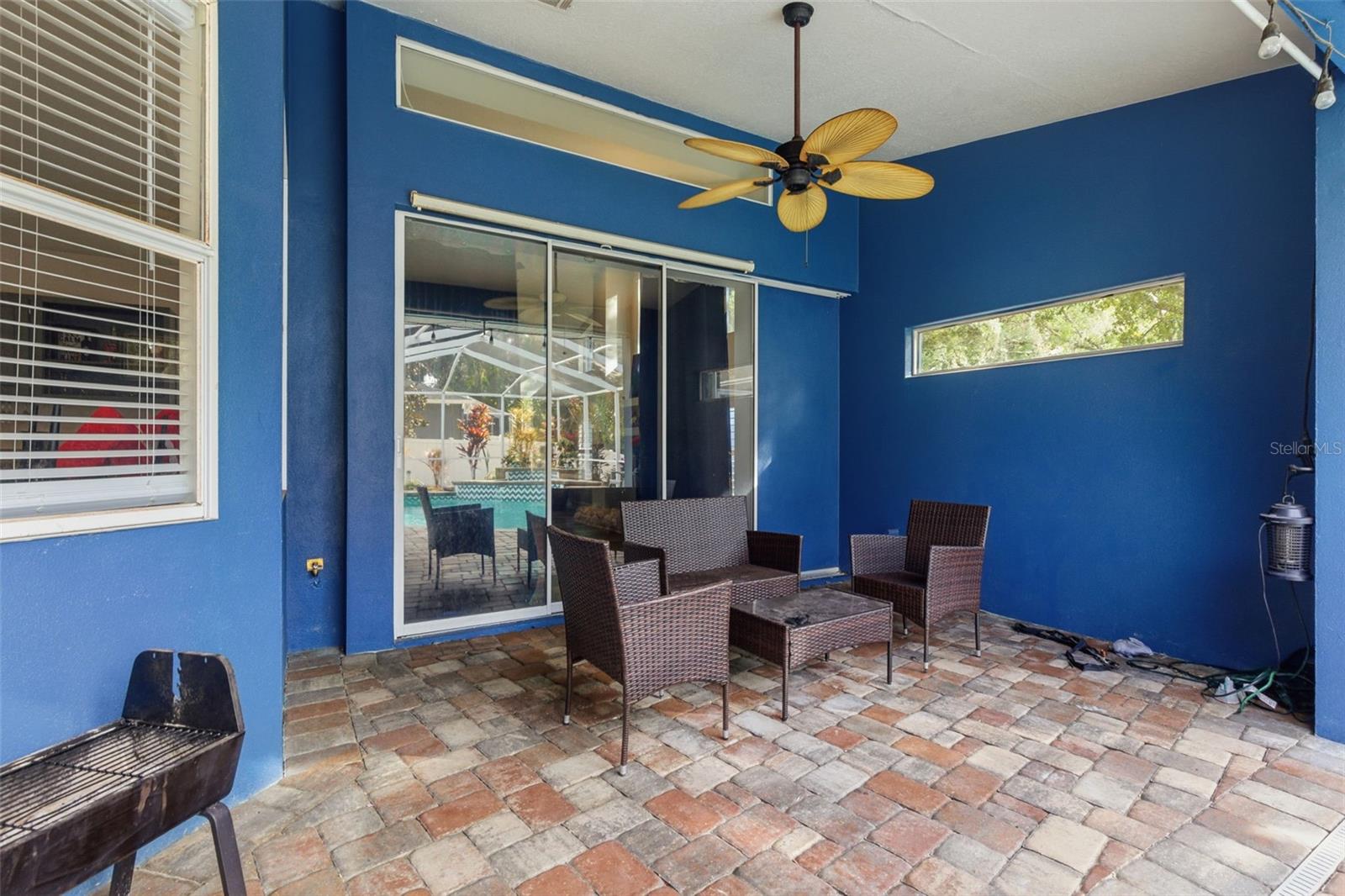 COLONIAL OAKS - Residential