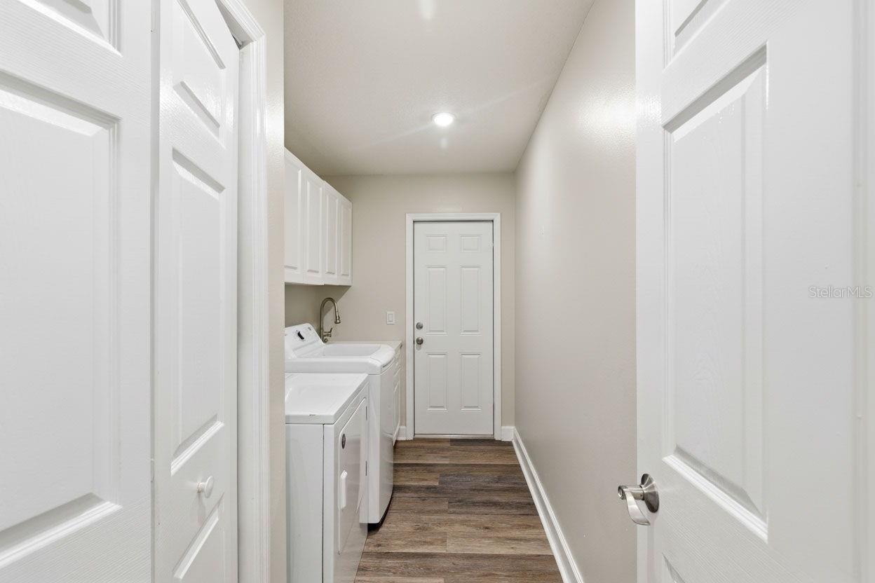 COLONIAL OAKS - Residential