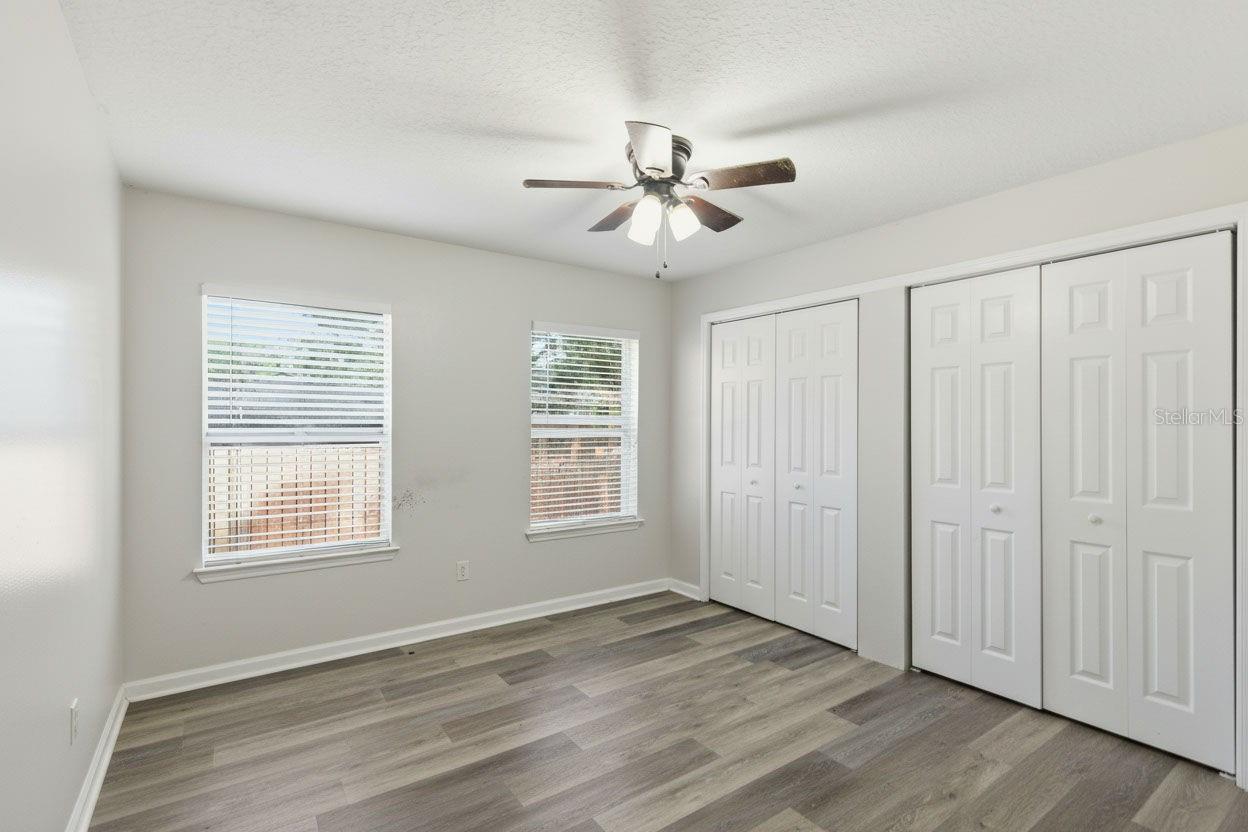 COLONIAL OAKS - Residential