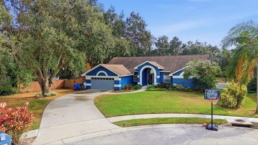 Photo of 3042 Colonial Ridge Drive, Brandon, FL 33511 (MLS # TB8449215)