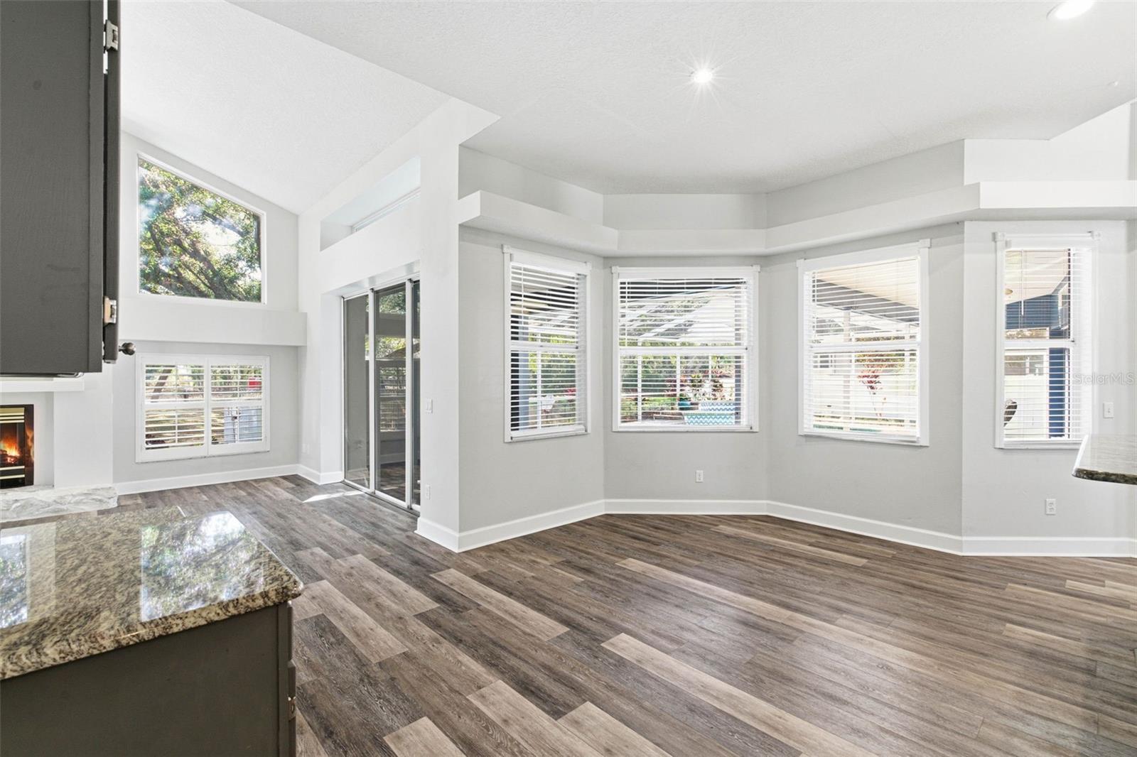 COLONIAL OAKS - Residential