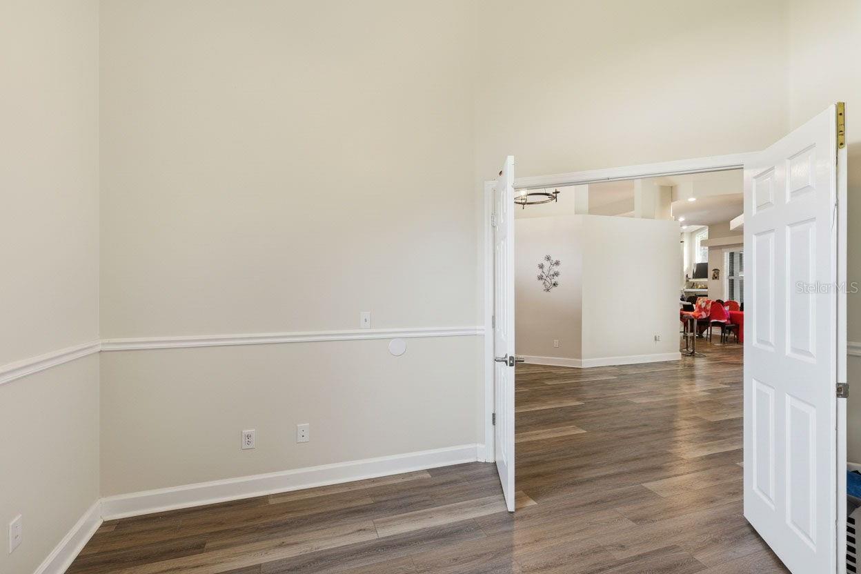 COLONIAL OAKS - Residential