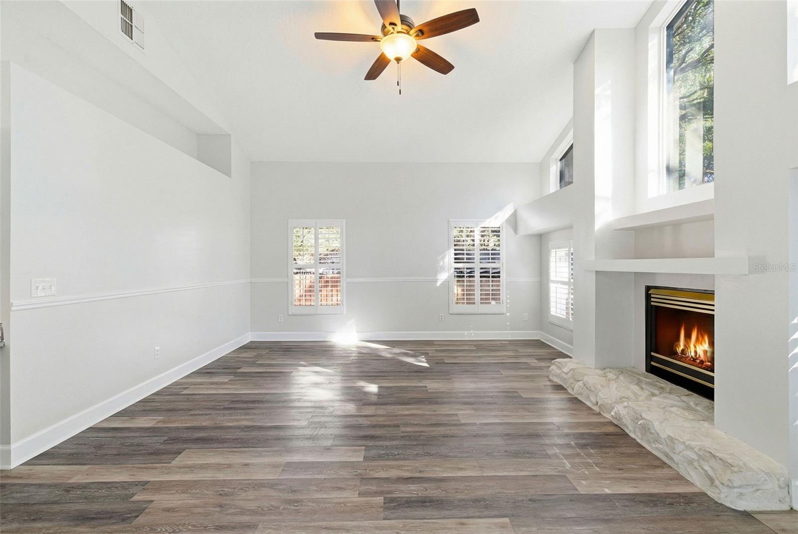 COLONIAL OAKS - Residential