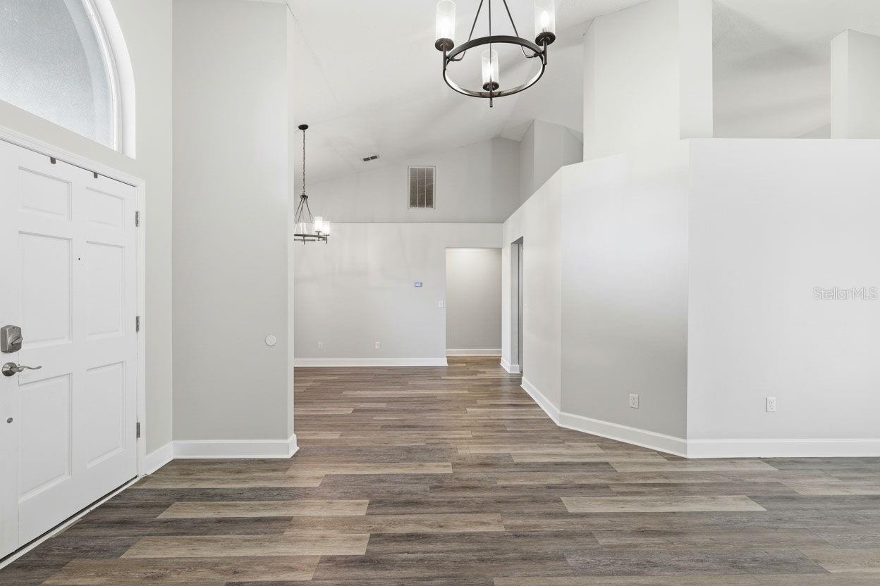 COLONIAL OAKS - Residential