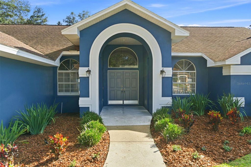 Photo of 3042 Colonial Ridge Drive, Brandon, FL 33511 (MLS # TB8449215)