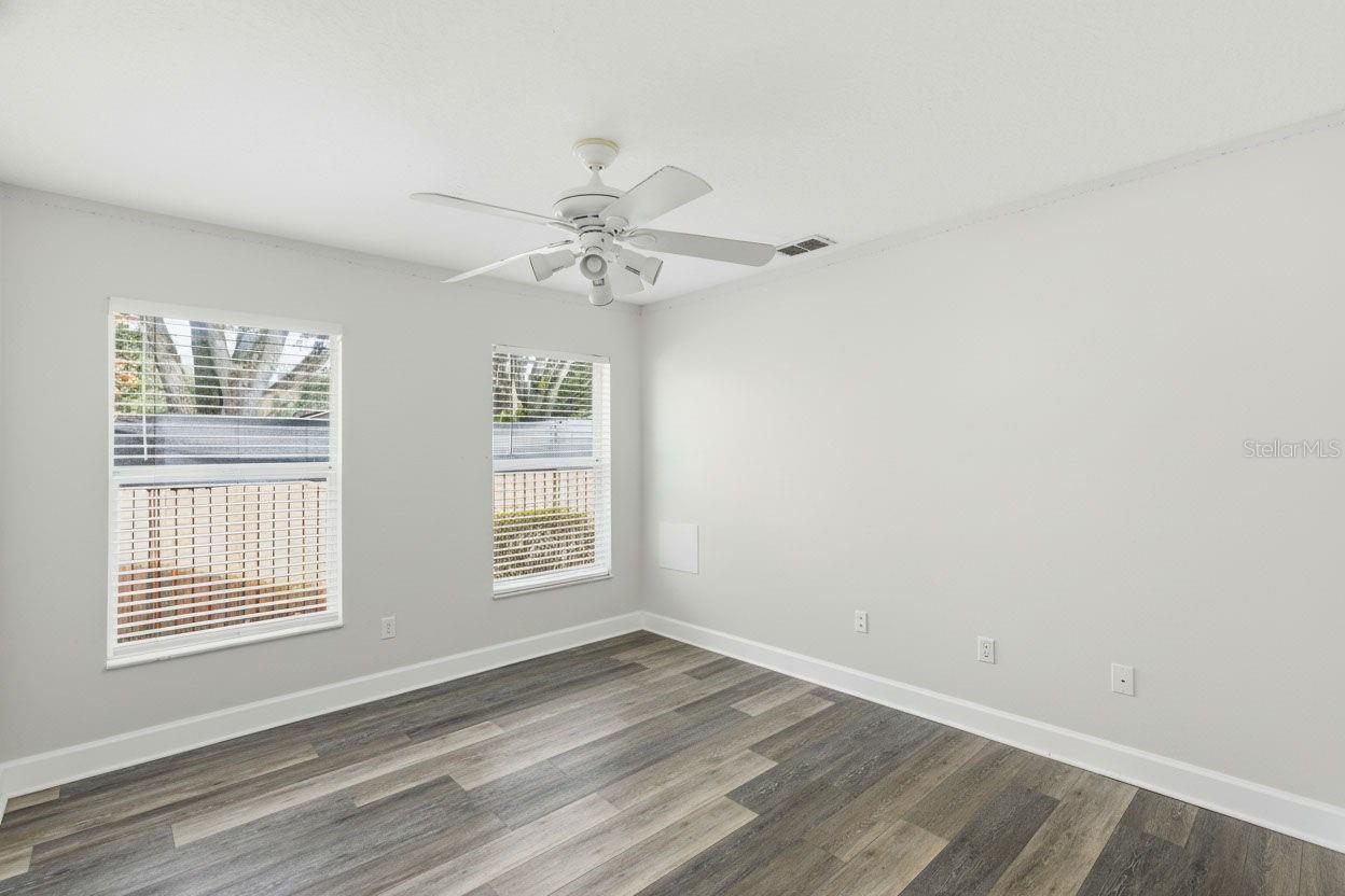 COLONIAL OAKS - Residential