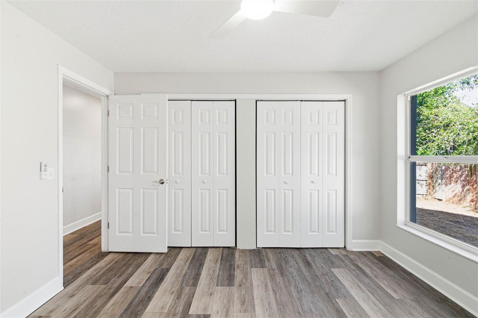 COLONIAL OAKS - Residential