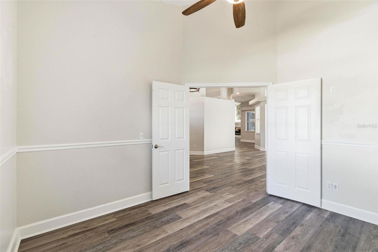 COLONIAL OAKS - Residential