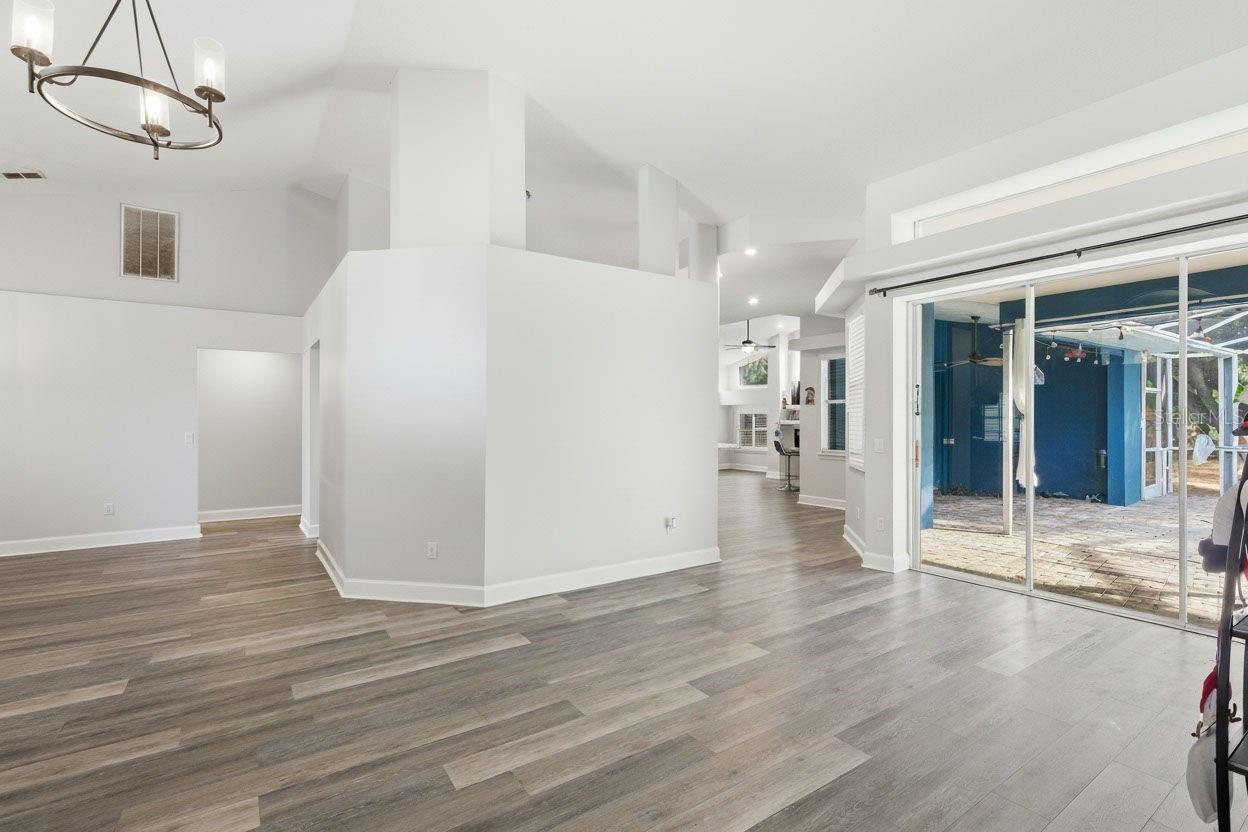 COLONIAL OAKS - Residential