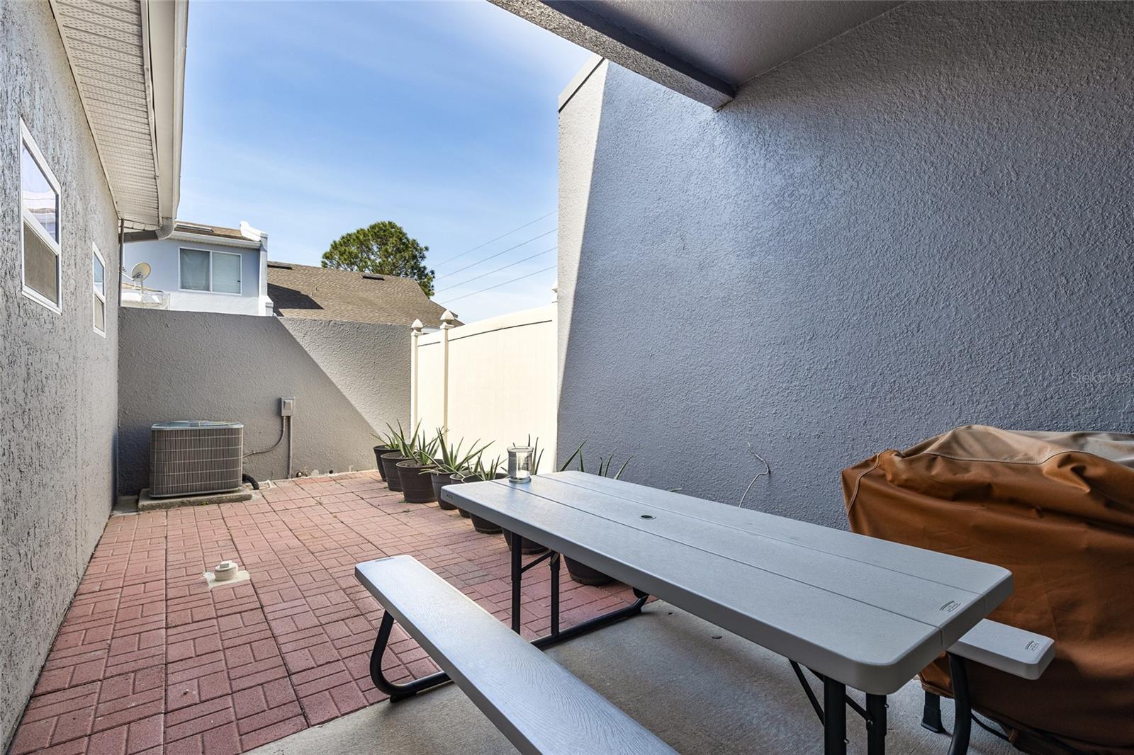 ISLAND WALK 49 71 - Residential