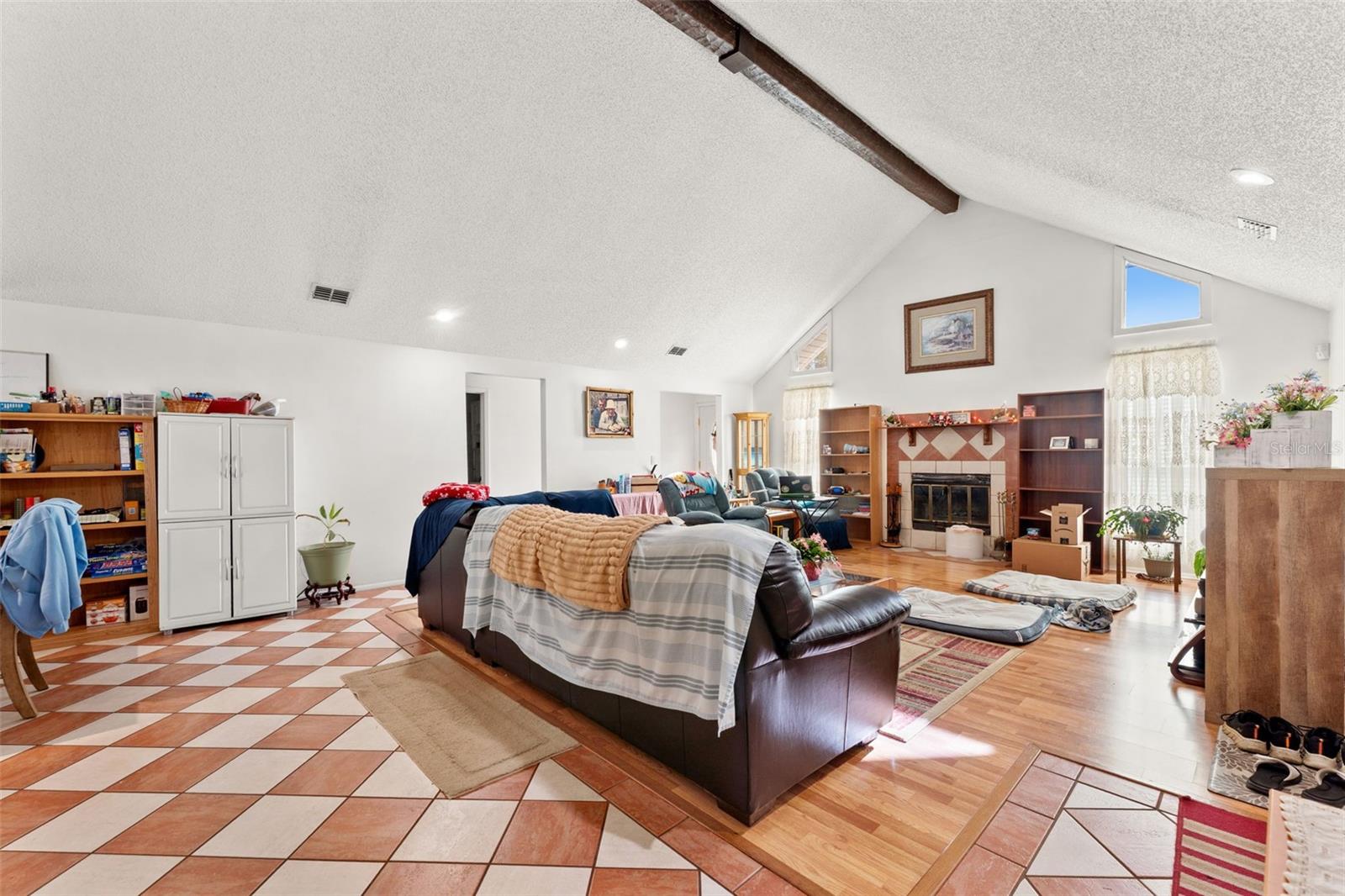 TANGLEWOOD VILLAGE - Residential