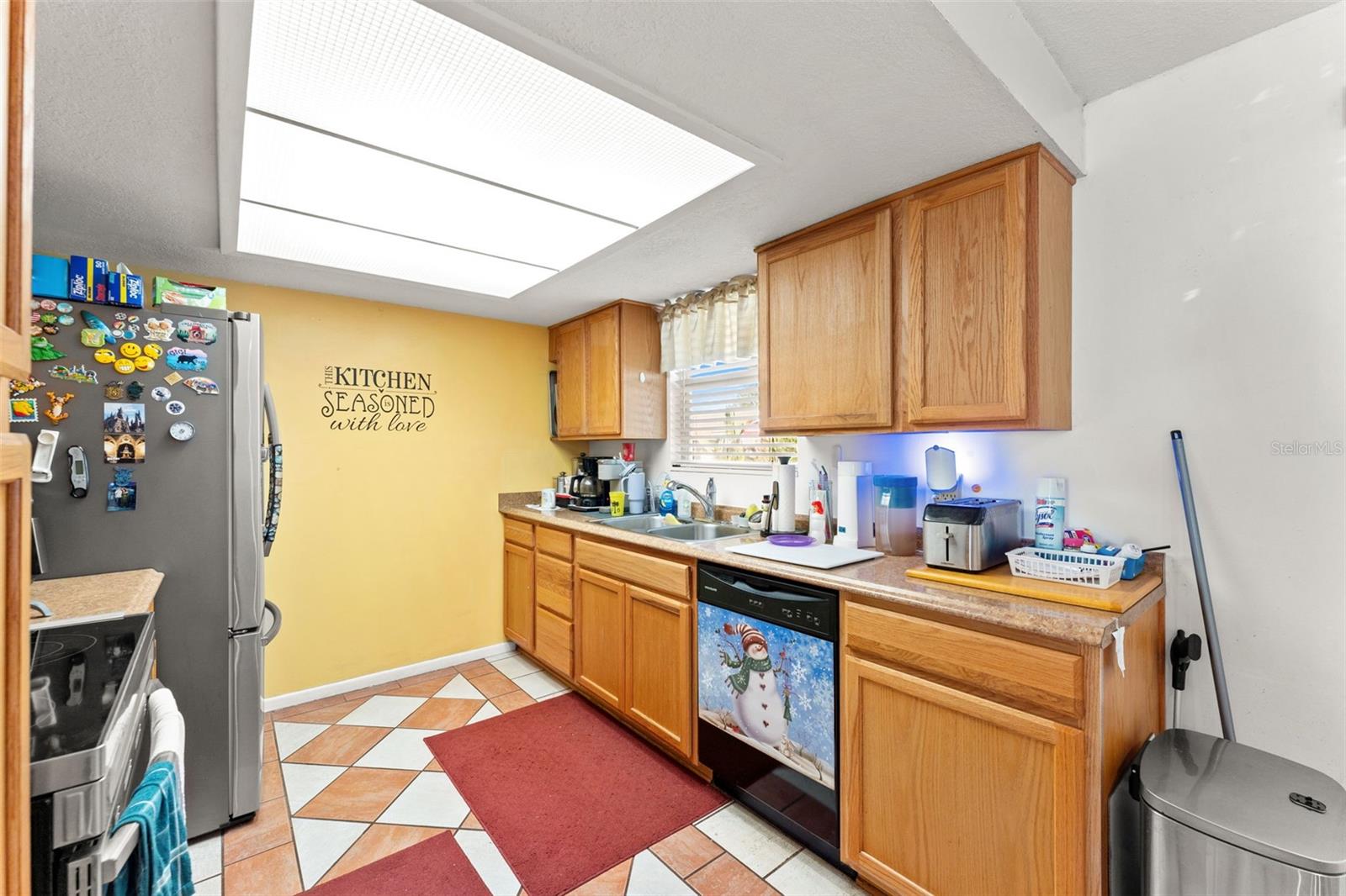 TANGLEWOOD VILLAGE - Residential