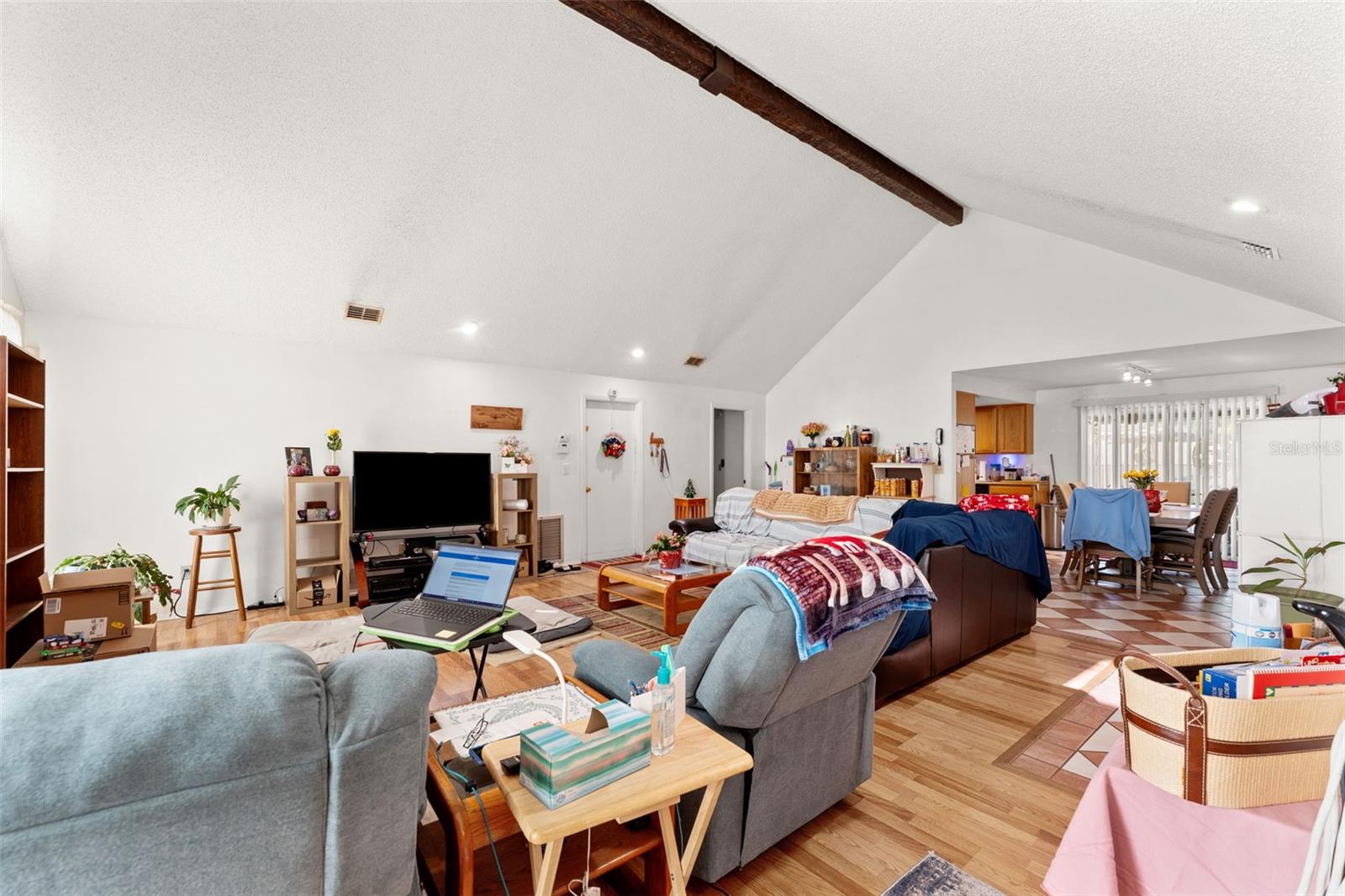 TANGLEWOOD VILLAGE - Residential