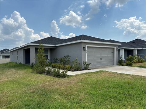 A home in WINTER HAVEN