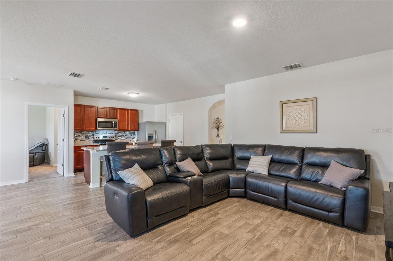 16245 YELLOWEYED DRIVE