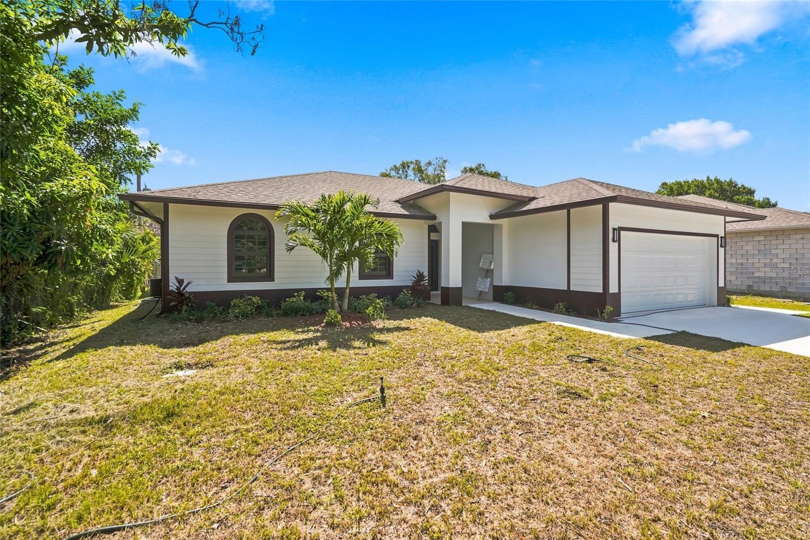 Search Properties for Sale 3 2356 30TH AVENUE SW