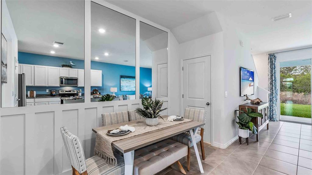 STAR FARMS AT LAKEWOOD RANCH - Residential