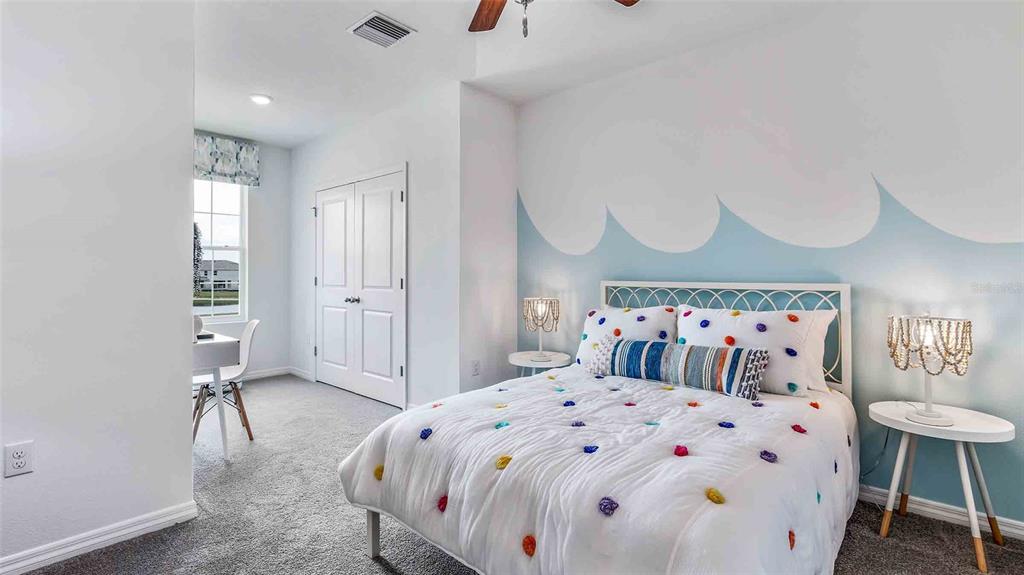 STAR FARMS AT LAKEWOOD RANCH - Residential