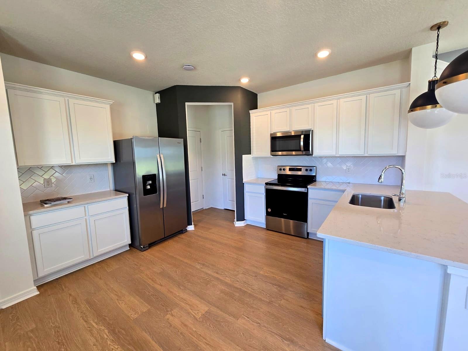 BELLE HAVEN PH 1 - Residential Lease