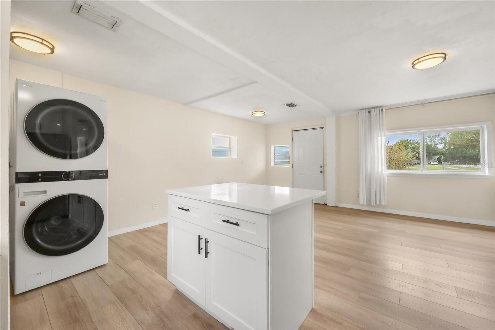 L C COXS SECOND ADD - Residential