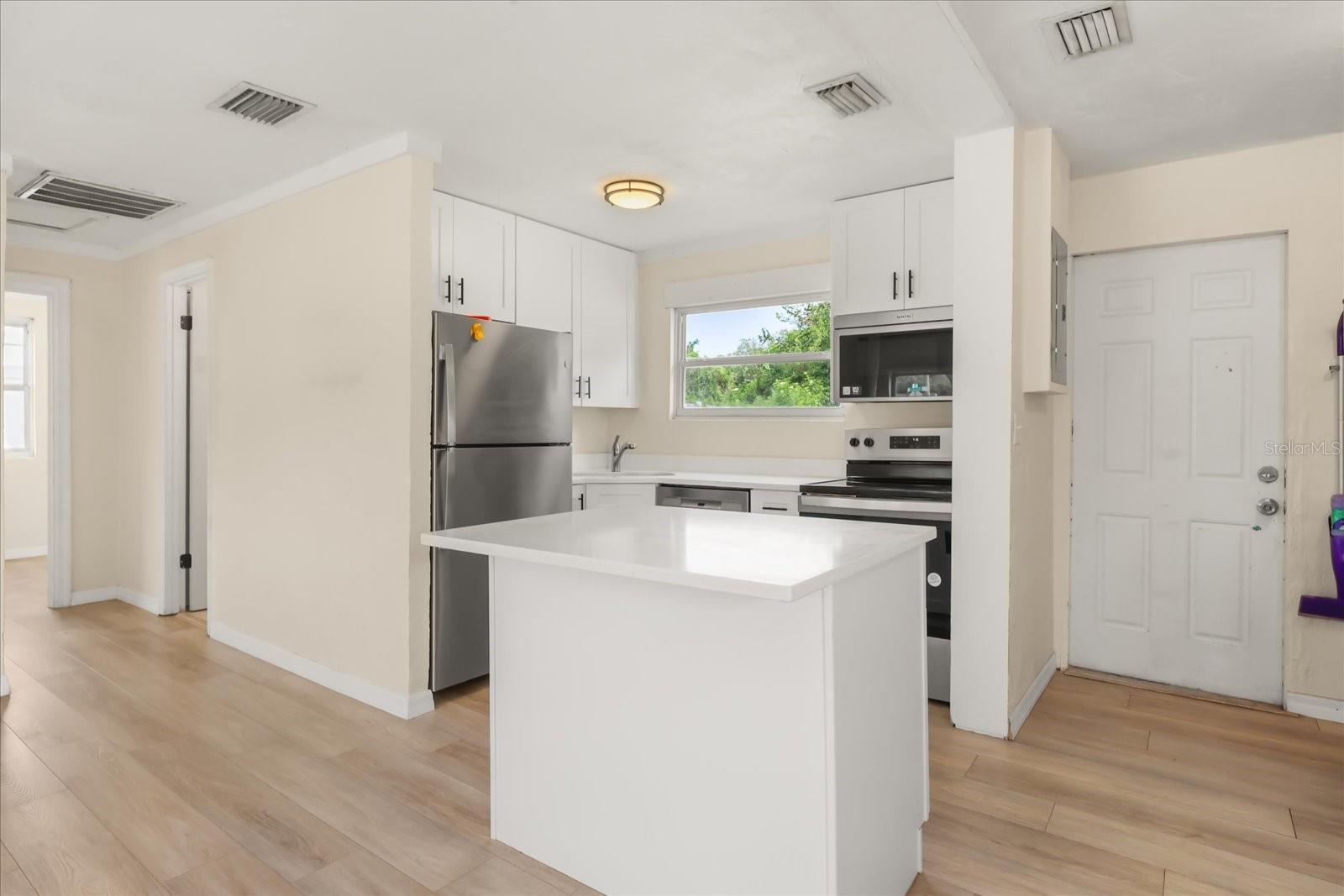 L C COXS SECOND ADD - Residential