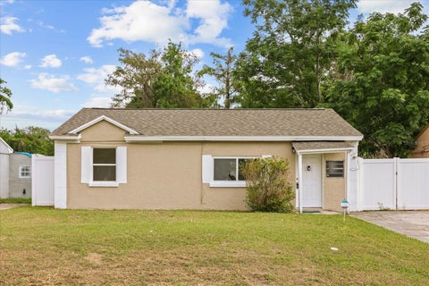 Photo of 4073 Nimons Street, Orlando, FL 32811 (MLS # O6392110)
