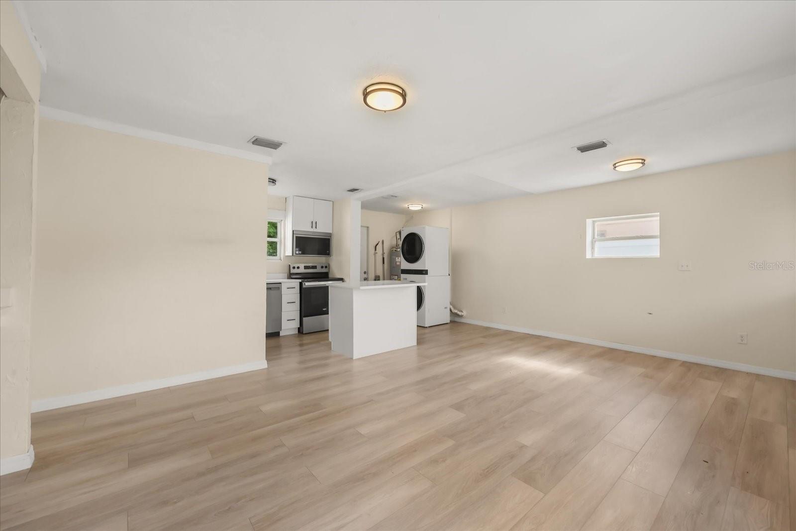 L C COXS SECOND ADD - Residential