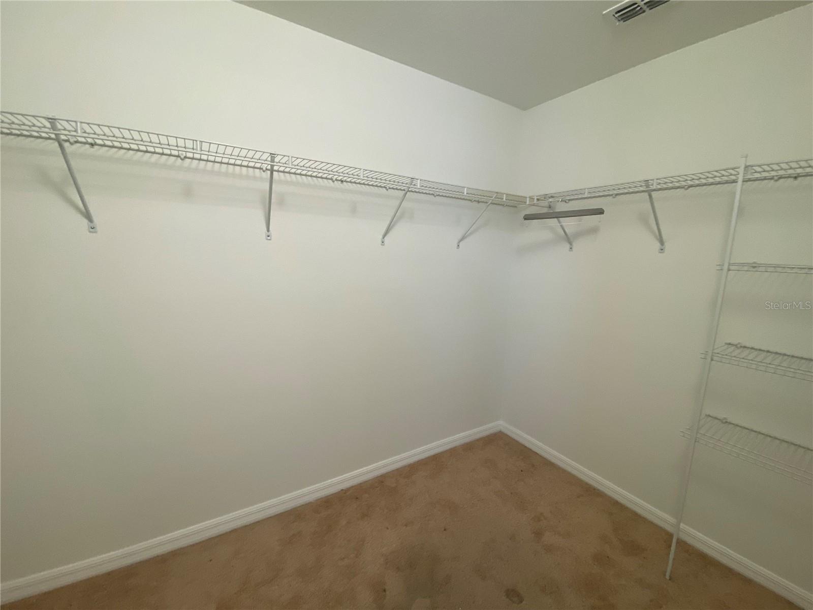 VERANDAH TWNHMS - Residential Lease