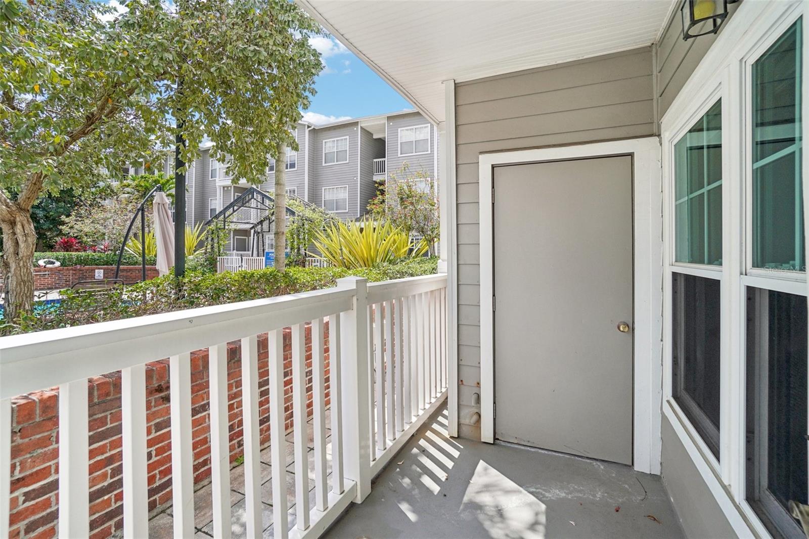 HYDE PARK WALK A CONDO - Residential