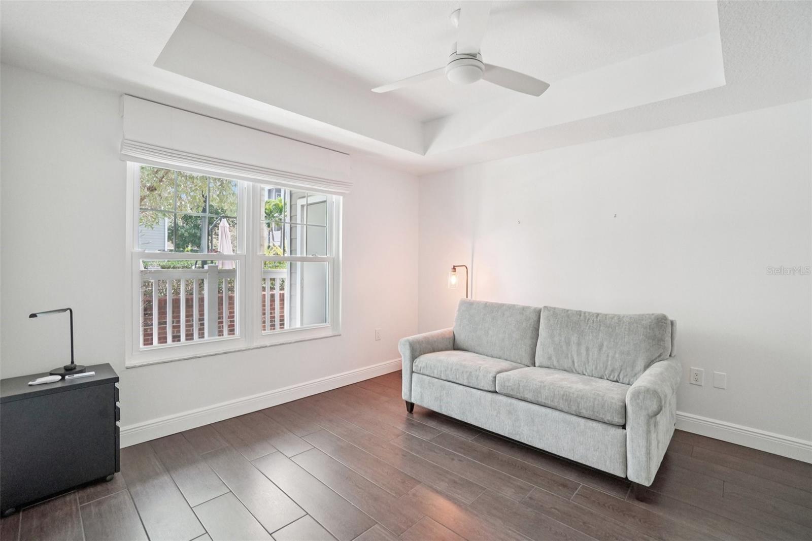 HYDE PARK WALK A CONDO - Residential