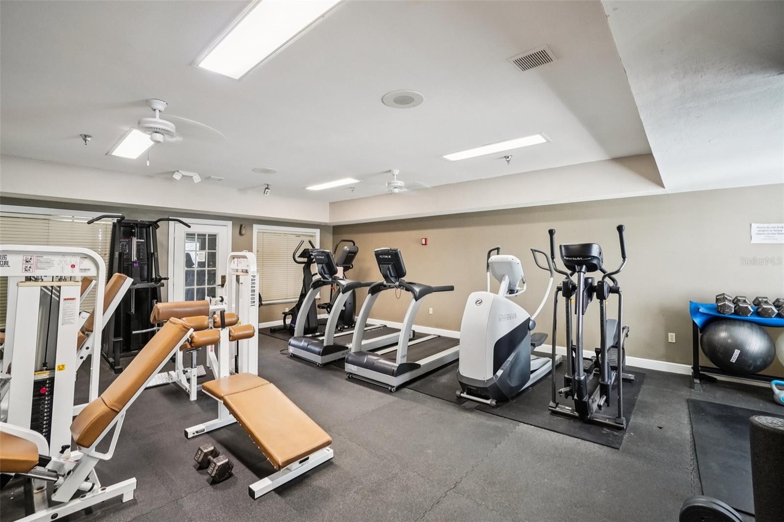 HYDE PARK WALK A CONDO - Residential