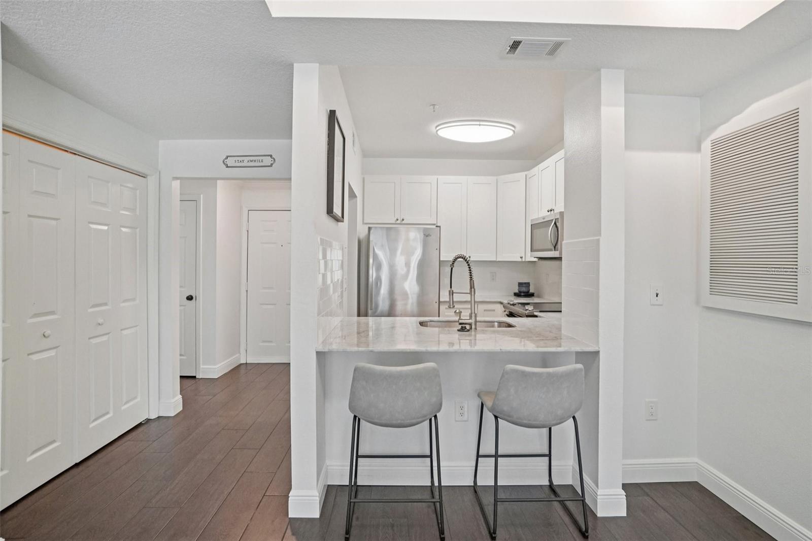 HYDE PARK WALK A CONDO - Residential