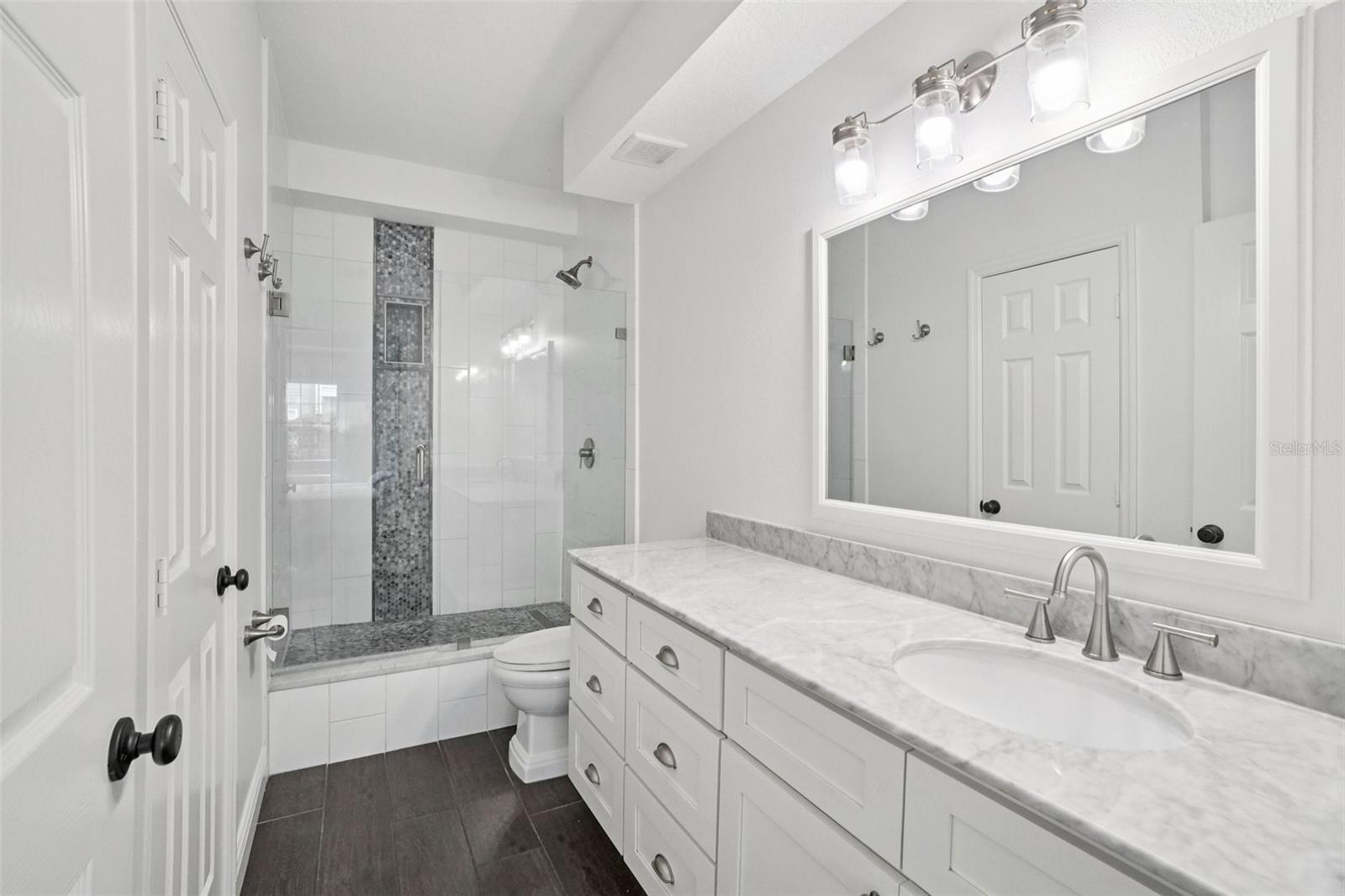 HYDE PARK WALK A CONDO - Residential