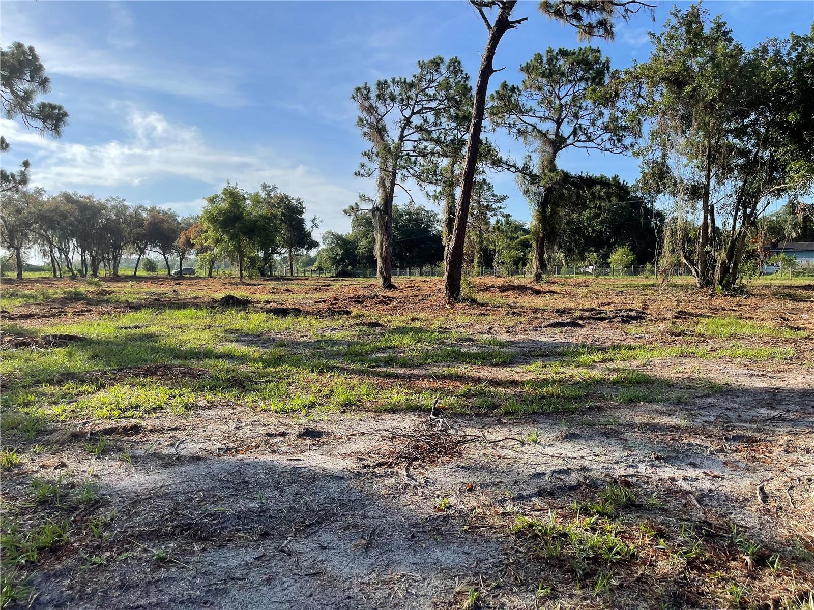 ST CLOUD MANOR ESTATES 01 - Land