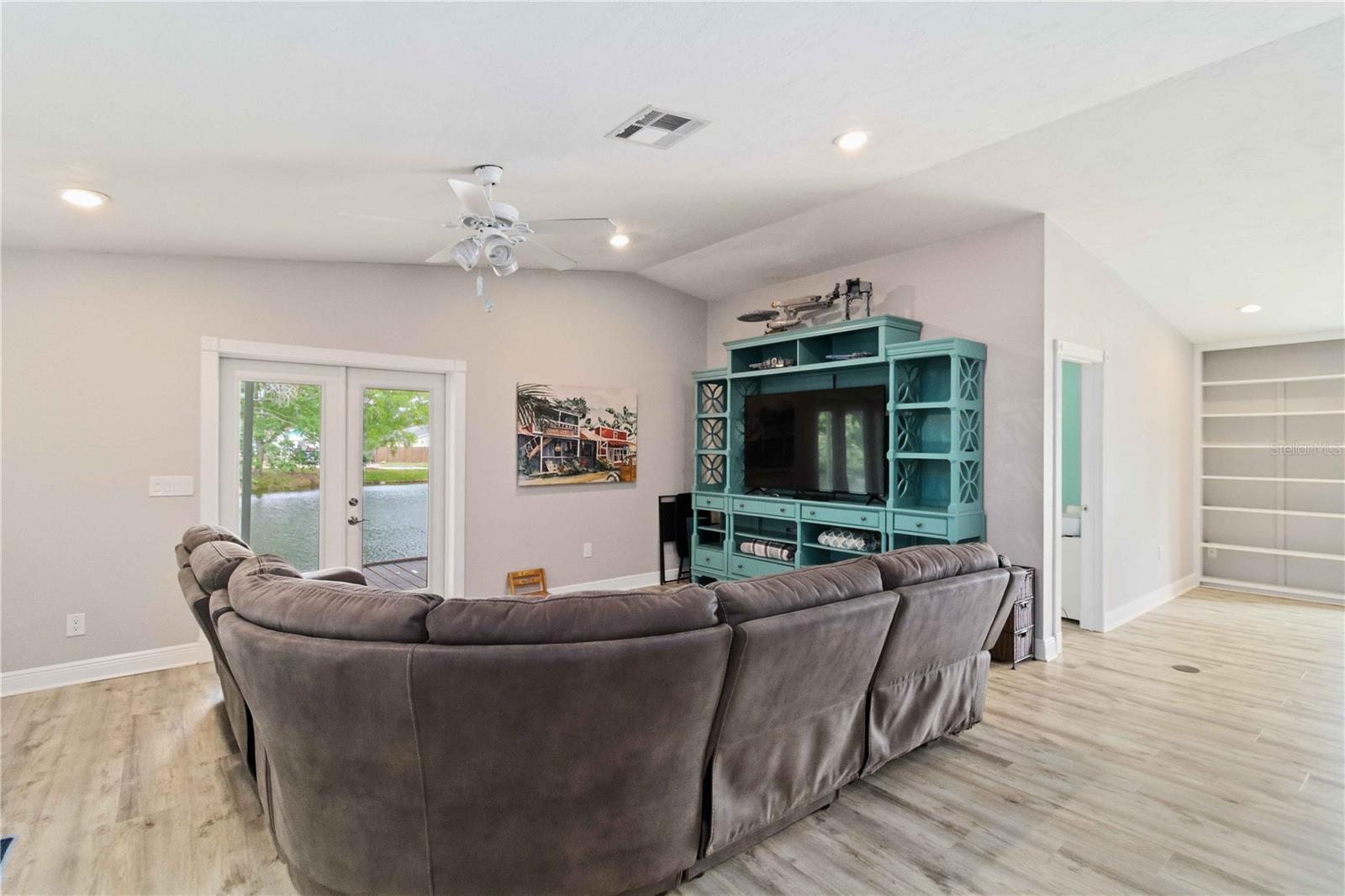 BONNIE LYNN ESTATES - Residential