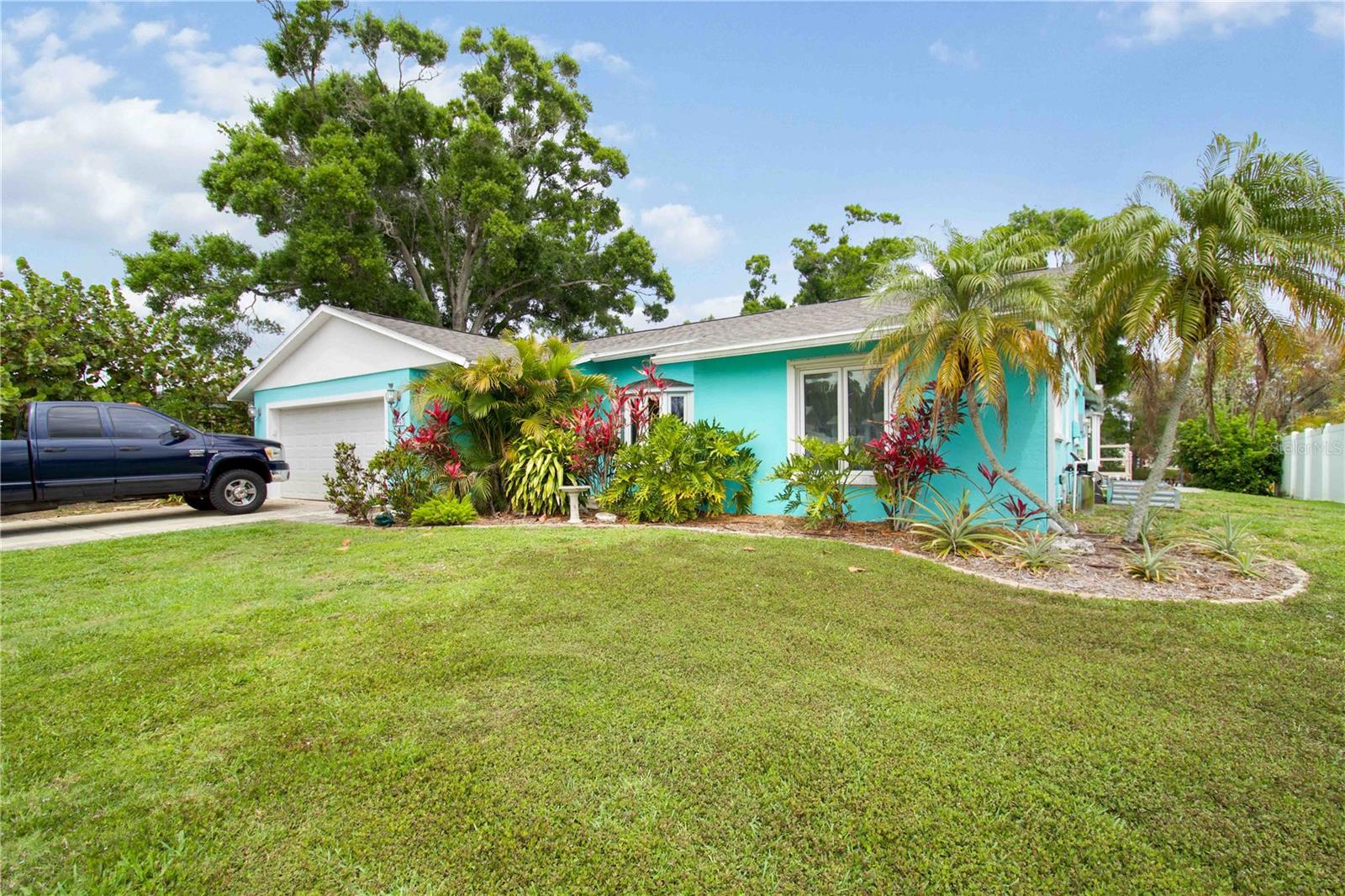 BONNIE LYNN ESTATES - Residential
