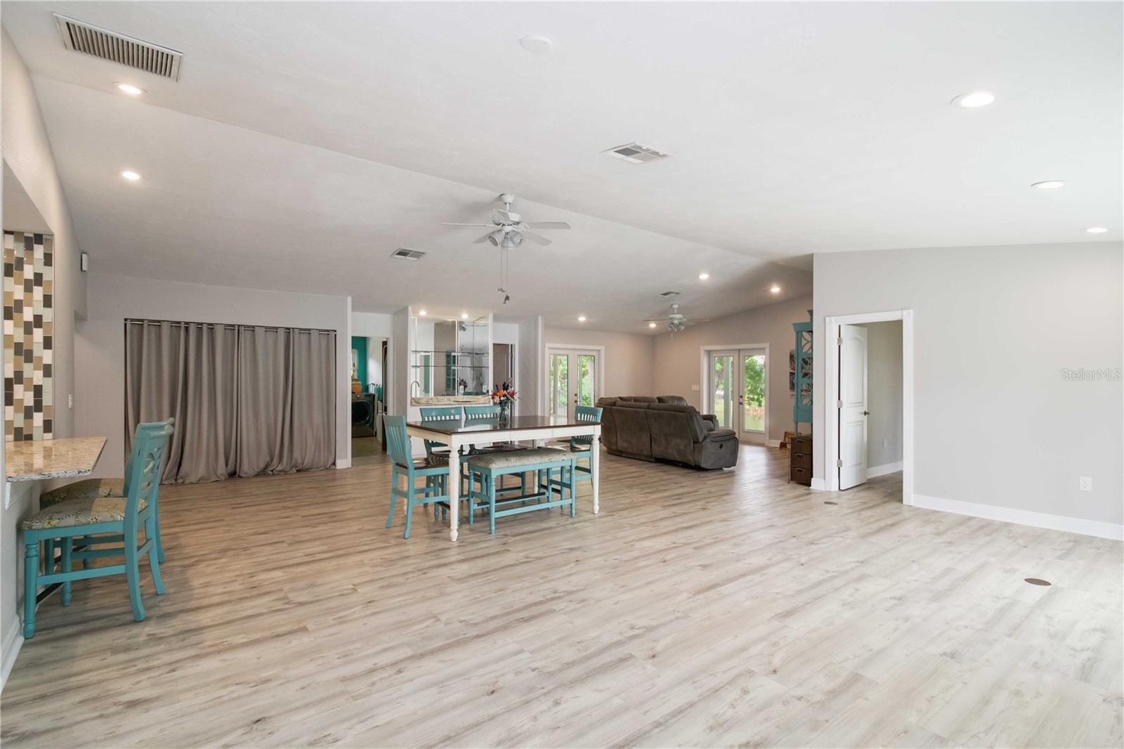 BONNIE LYNN ESTATES - Residential
