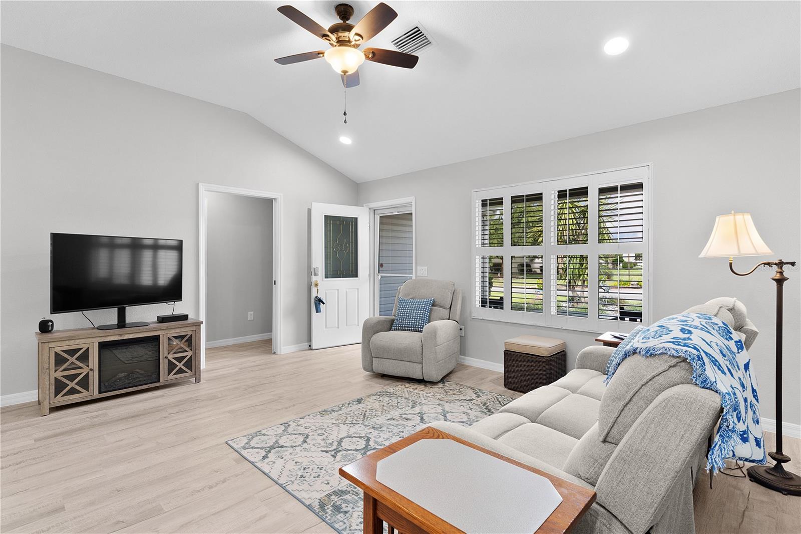 1305 GUERRA AVENUE